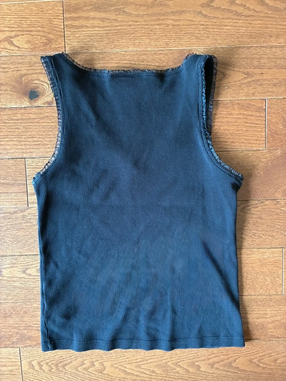 Ralph Lauren Black Ribbed V-Neck Tank - Picture 3 of 4